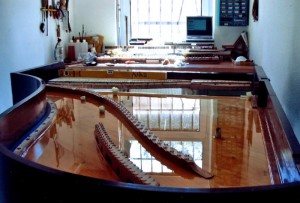 Bechstein. Resonansboden ist neu lackiert